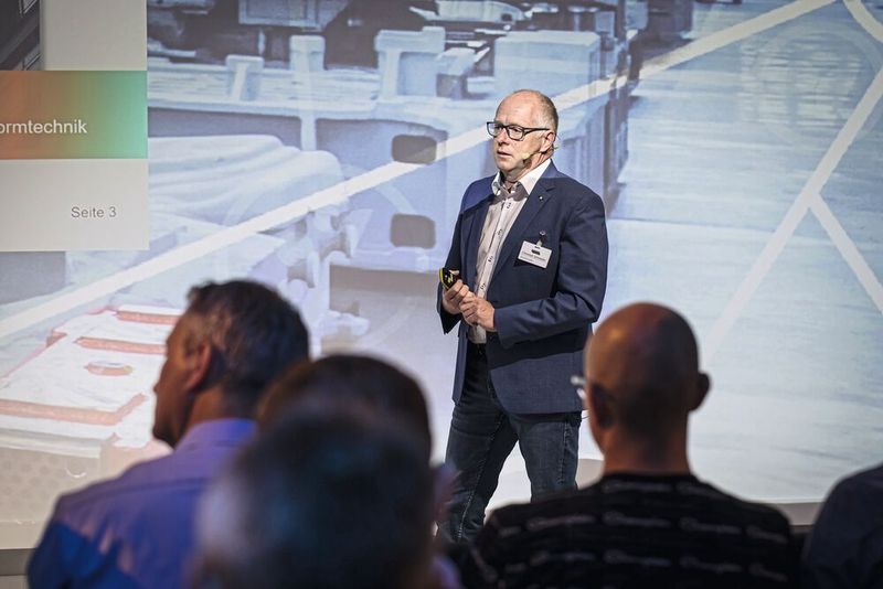 Impressionen der 4. Fachtagung „Mehr Effizienz im Presswerk“ am 15. Juni 2023 in Würzburg. (Bild: VCG/Stefan Bausewein)