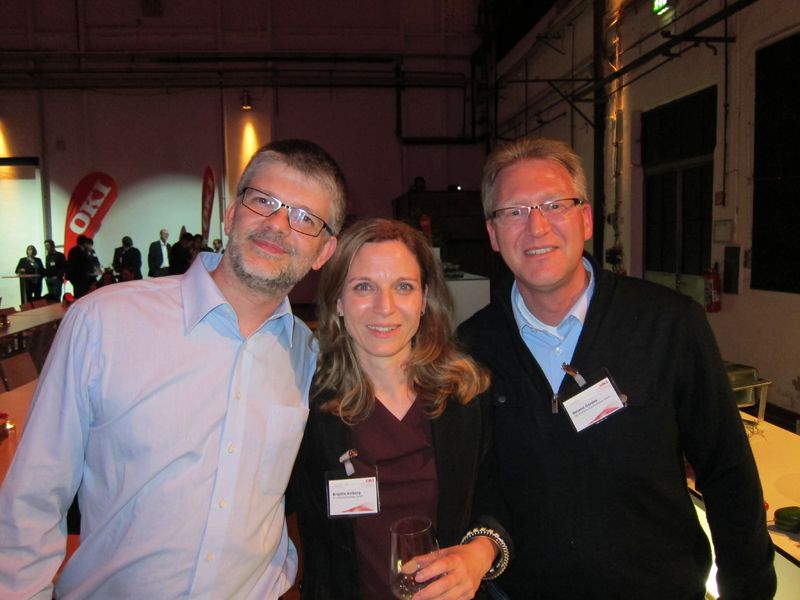 Christian und Brigitte Amberg, ah computerbusiness, mit Roland Gerdes, OKI (Bild: IT-BUSINESS)