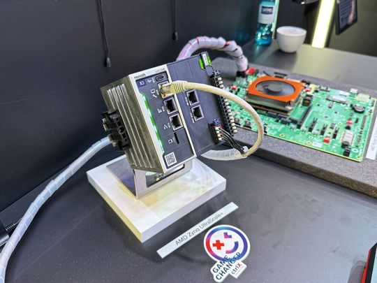 Harte Echtzeit: Die Rexroth-Steuerung CtrlX Core nutzt das Adaptive SoC AMD Zynq UltraScale+, um hochkomplexe Automatisierungs- und Motion-Control-Aufgaben zu bewältigen.(Bild:  mc/VCG)