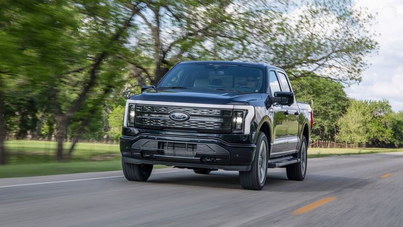Der F-150 Lightning hat genauso viel Nutzlast wie sein konventionell motorisierter Verwandter. (Bild: Ford)
