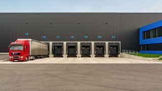 Das Bau- und Dienstleistungsunternehmen Goldbeck stärkt seine Logistikexpertise in einer neuen Unternehmenseinheit, um noch schnellere Reaktionszeiten und weiterhin marktgerechte Lösungen anbieten zu können. (Bild: Goldbeck)