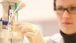 Im Bionanopark des Technologiepark Lodz forschen die Mitarbeiter neben der Wirkstoffforschung auch an biotechnologischen Lösungen für die Agrarindustrie. (Bild: Ageron Polska)