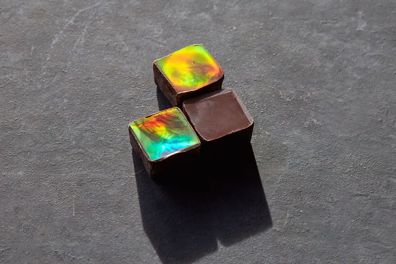 ETH researchers have found a way to imprint a special structure on the surface of the chocolate to create a targeted colour effect. (Giulia Marthaler Zuerich)