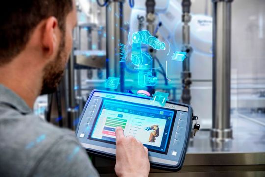 Digitale Zwillinge sind bis hin zu den Funktionen exakte – aber virtuelle – Kopien realer Systeme. Experten glauben, dass man ohne sie bald nicht mehr auskommt. Bitkom hat über 600 Unternehmenn zu ihrer Meinung über den digitalen Zwilling befragt. Das Ergebnis lesen Sie hier. Digitale Zwillinge sind bis hin zu den Funktionen exakte – aber virtuelle – Kopien realer Systeme. Experten glauben, dass man ohne sie bald nicht mehr auskommt. Bitkom hat über 600 Unternehmenn zu ihrer Meinung über den digitalen Zwilling befragt. Das Ergebnis lesen Sie hier.