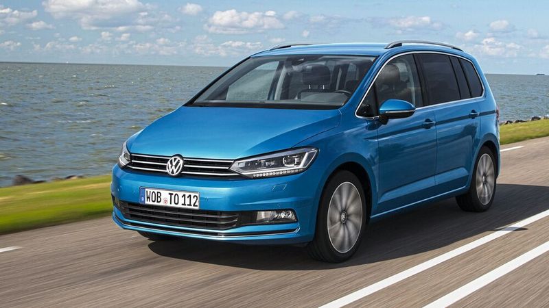 Platz eins bei den Großraum-Vans im März 2026: VW Touran, 1.784 Neuzulassungen. (Bild: VW)