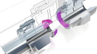 Bei der Umformung in der Vormontage entsteht die namensgebende 40°-Geometrie und es wird eine Dichtkante an der Rohrstirnfläche erzeugt. (Voss Fluid/Cadera Design)