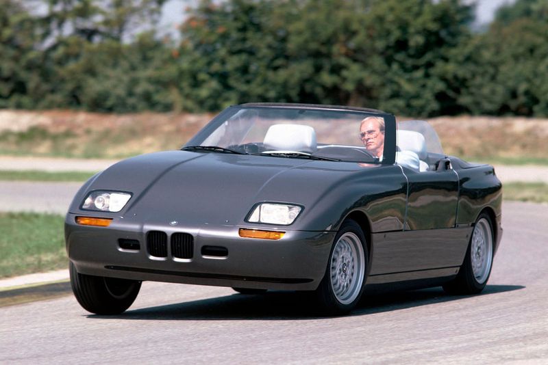 Testfahrzeuge drehten ihre Runden. (BMW)