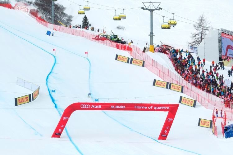 Pirelli ist bei der Ski-WM in St. Moritz derzeit unübersehbar. Das Unternehmen agiert in den kommenden fünf Jahren als Sponsor des Alpinsports. (Jan Rosenow)