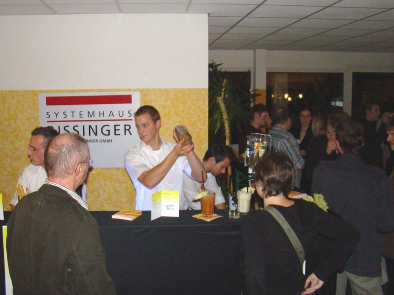Ein Cocktail zur Begrüßung auf der I-Night (Archiv: Vogel Business Media)