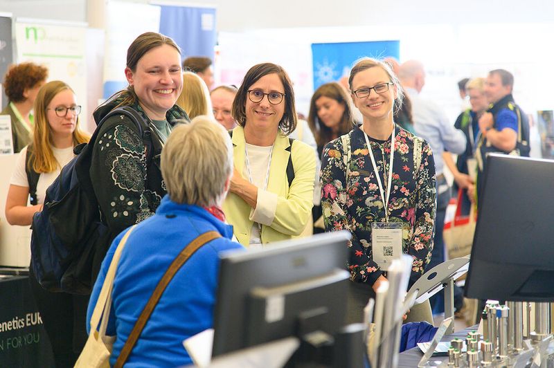 Letztlich gab es auch auf der LAB-SUPPLY Hannover wieder viele zufriedene Gesichter auf Seiten der Besucher ...    Mehr Infos zu den kommenden LAB-SUPPLY-Messen finden Sie auf www.lab-supply.info (Bild: Stefan Stark)