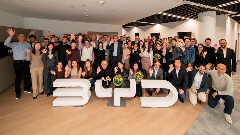 100 Mitarbeiter arbeiten in der neuen BYD-Deutschland-Zentrale in Offenbach.(Bild:  BYD)