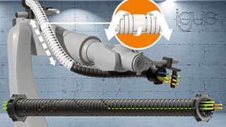 Das neue TRX-System von igus spart Platz an der dritten Roboterachse und sorgt für eine Rückzugslänge von bis zu 40 %.  (igus GmbH)