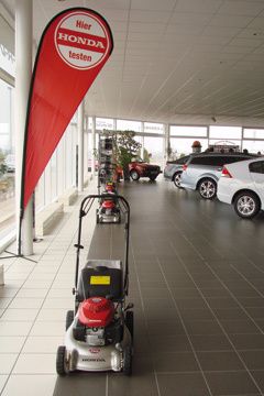 Bei Honda Schmidt gibt es nicht nur Autos und Motorräder, sondern auch Rasenmäher. (Archiv: Vogel Business Media)