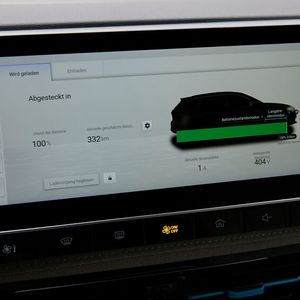 Gefallen kann anders als in früheren MG der klar strukturierte und schnell reagierende Touchscreen.(Bild:  Marcus Werner/MG Motors)