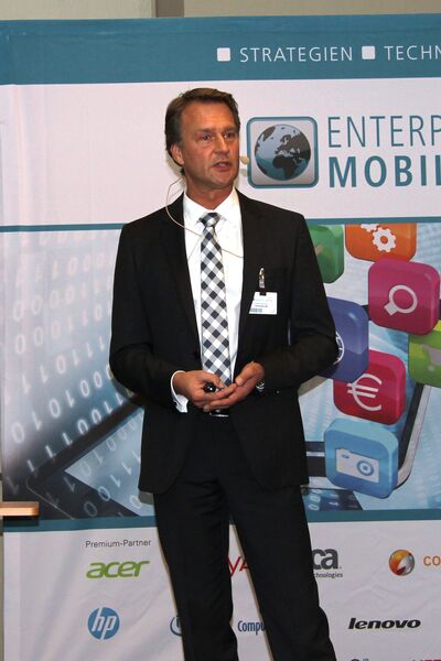 Strategieempfehlungen für die mobile Arbeitswelt von morgen gab es in der ersten Keynote »Mobile First« von Robert Gerhards, CEO bei Centracon.  (Vogel IT-Akademie)