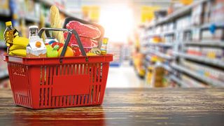 Wie groß die Umweltauswirkungen von Supermarktprodukten sind, hat eine Studie aus England untersucht (Symbolbild). (Bild: Maksym Yemelyanov - stock.adobe.com)