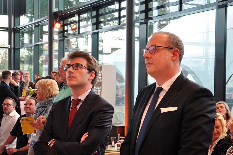 An der Eröffnungsparty anwesend war auch der deutsche Netz-Verantwortliche, Holger Müller (re.). (Foto: Grimm)