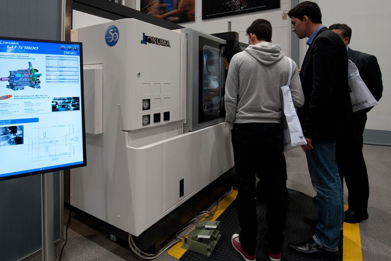 Impressionen von der EMO-Nachlese 2013 bei Okuma. (Bild: Okuma/Hennecke)