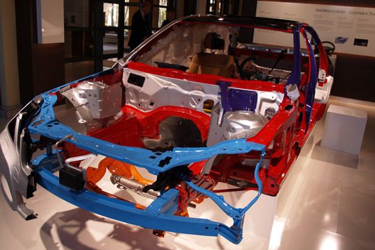 So sollen Unfällen vermieden werden, damit sich das neue Fahrzeug nicht nach einem Unfall in diesem Zustand beim Lackierer wiederfindet. (Archiv: Vogel Business Media)