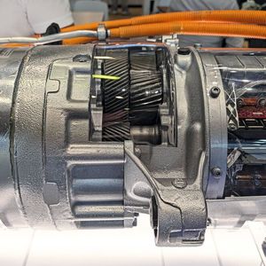 ... SEG Automotive wiederaufgearbeitete Elektromotoren, ... (Bild: Rosenow – VCG)
