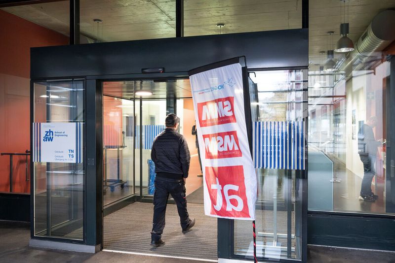 Der at-Technologietag Automation an der ZHAW School of Engineering in Winterthur brachte den Teilnehmern Ideen und Anregungen, wie sie die Zukunft der industriellen Automation gestalten können. (Bild: Thomas Entzeroth)