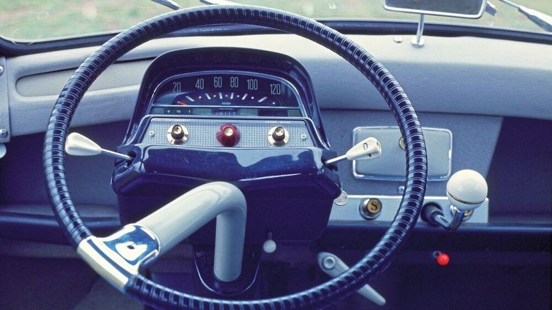 Das Interieurdesign entlieh sich Citroën bei seiner Ikone DS.  (Bild: Archives Terre Blanche/Photononstop)