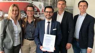Übergabe der Zertifikate an die Trainingsverantwortlichen von VW Nfz. (Volkswagen AG)