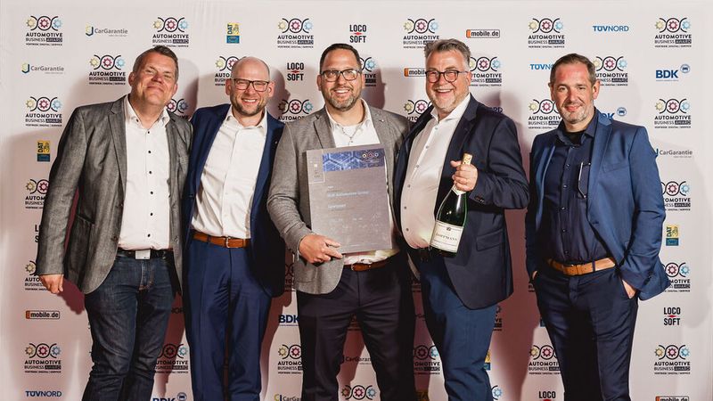Die BOB Automotive Group in Essen hat sich mit ihrem Kundenbindungs-Konzept Smartcare beworben und konnte die Jury überzeugen. Der Lohn: Gewinner beim Automotive Business Award 2025. (Bild: Stefan Bausewein)