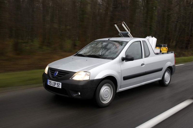 Auf der 1,80 m langen und 1,37 breiten Ladefläche lässt sich allerhand unterbringen., (Archiv: Vogel Business Media)