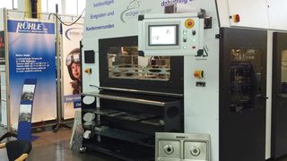 Die Entgratmaschine Edgeracer war auch auf der Hausmesse des Gebrauchtmaschinenhändlers Rühle zu sehen. (Bild: Wöhler)