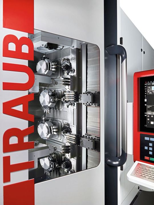 Hinter der «Traub MS12-4» steckt ein neues kinematisches Mehrspindel-Konzept. Ihm liegt das Prinzip des Langdrehautomaten «Traub TNL12» zugrunde, dessen Kernkomponenten – Spindel und Gegenspindel, Revolver und flexible Werkzeugträger («FlexWT») – quasi vierfach übereinander angeordnet sind. So lassen sich vier Teile gleichzeitig bearbeiten.(Bild:  Index-Werke GmbH & Co. KG Hahn & Tessky)