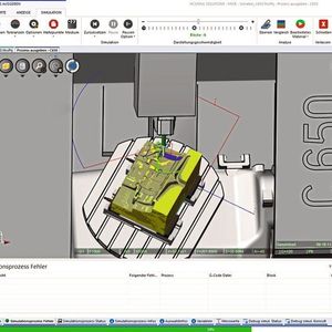 Ncsimul-NC-Code-Simulation auf einer Hermle-Maschine.jpg zur Überprüfung des realen NC-Codes nach dem Postprozessorlauf in Ncsimul, wie Hexagon erklärt. 