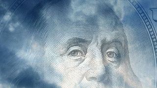 Der Bankensektor legt seine Skepsis gegenüber Cloud-Lösungen zunehmend ab und es reift die Erkenntnis, dass die Chancen von Cloud-Computing gegenüber möglichen Risiken überwiegen. (Bild: © jokerpro - stock.adobe.com)