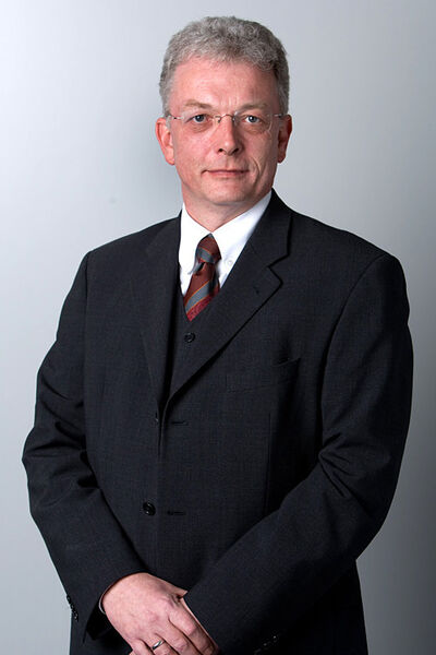 Der Technikvorstand Dr. Peter Ottenbruch wird neuer Vorsitzender der Geschäftsführung der ZF Lenksysteme GmbH und verlässt den ZF-Vorstand. (Foto: ZF Friedrichshafen)