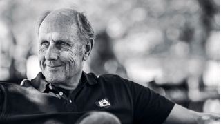 Der Anfang eines jeden neuen Jahres bedeutet auch für ihn ein weiteres neues Lebensjahr: Am 1. Januar wurde Hans-Joachim Stuck 75 Jahre alt. (Bild: Porsche AG)
