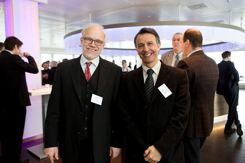Hamburgs CIO Jörn Riedel (l.) und sein spanischer Kollege Lluis Sanz Marco, Chief Data Officer Barcelona City Council, Barcelona (Foto: Microsoft Deutschland GmbH)