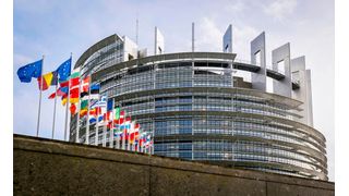 Seit dem Zoll-Deal zwischen der EU und den USA sind etwas über 100 Tage vergangen. Die Meinungen in puncto positive Wirkungen sind allerdings geteilt. Kritik kommt aus dem EU-Parlament und von einigen EU-Staaten. Parallel entspannte sich die Lage zwischen den USA und China. (Bild: EU)