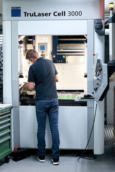 Auf den 5-Achs-Laserschweißanlagen von Trumpf fertigt Karl Storz vor allem Bauteile mit großen Wandungsdicken und mittleren bis hohen Stückzahlen. (Trumpf/Karl Storz)