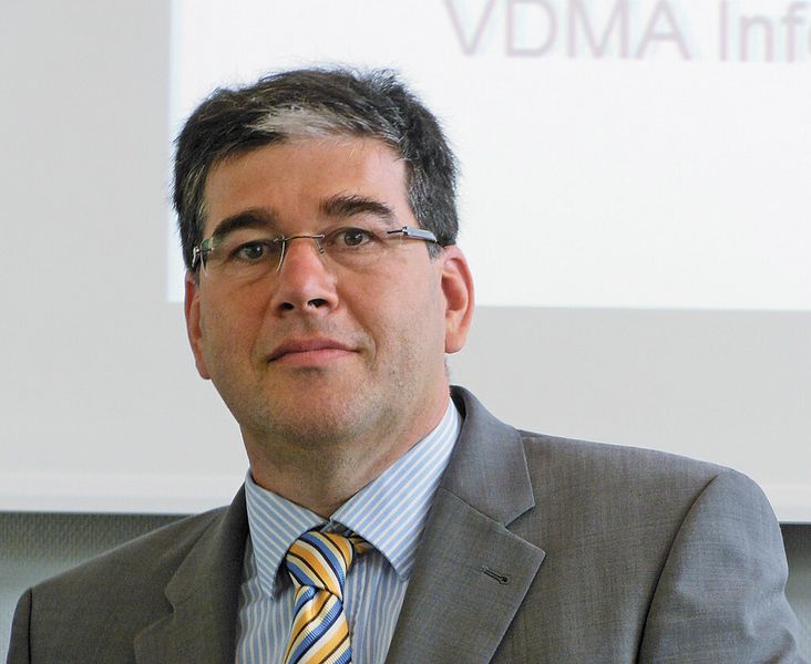 Dr. Werner Eberle, Senior Technical Consultant der Insys Icom, einer Marke der Insys Microelectronics GmbH: „Die absolute Sicherheit gibt es nicht und mit genügend Ressourcen, Geld und Personal, sind gezielte Cyberangriffe machbar.“ (Bild: Kuttkat)