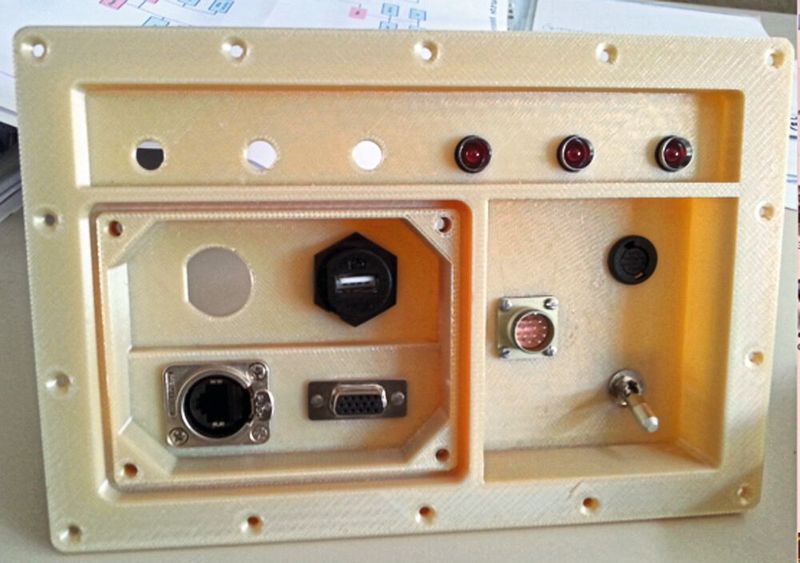 Der Kunststoff ULTEM 9085 Resin erfüllt die strengen Zertifizierungsanforderungen der Luft- und Raumfahrtindustrie. (Stratasys)