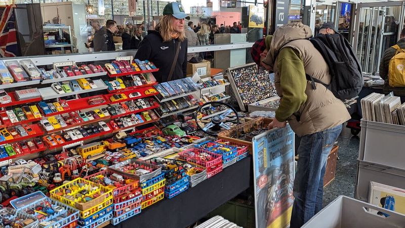 Wenn der Traum vom Modell im Maßstab 1:1 unerfüllbar ist, vielleicht dann zumindest ein solches ein paar Maßstäbe kleiner? (Bild: Dominsky – VCG)