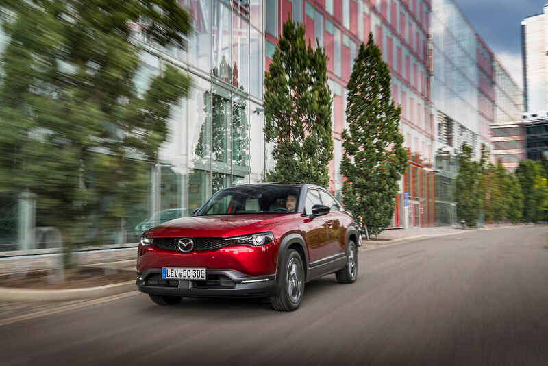 Ende September startet mit dem MX-30 Mazdas erstes E-Auto offiziell in Deutschland.