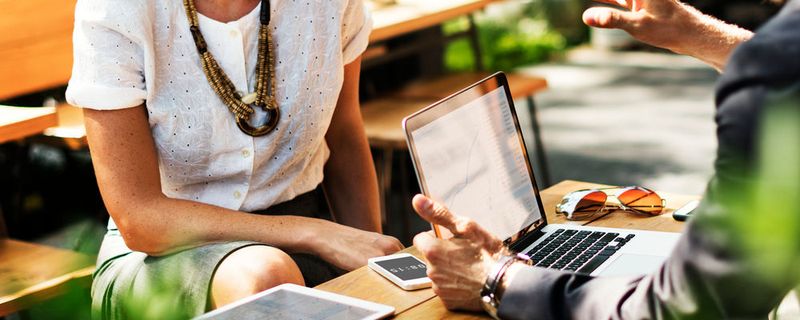 Trotz eines Männerüberschusses in den Bereichen Industrie 4.0 und IoT gibt es auch eine Vielzahl an weiblichen Expertinnen.(Bild:   / CC0)