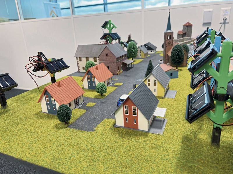 La maquette SMACA Solar est un autre outil pédagogique développé par le centre de formation continue pour les formations en lean service & gestion de projet. (Source : SMACA)