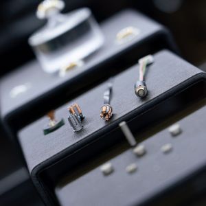 Die EPHJ in Genf ist der Treffpunkt für alle Akteure der Hochpräzisionsindustrie, wie etwa die Uhren- und Schmuckindustrie, die Medizintechnik oder die Mikrotechnologie.