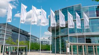 Fehlende Halbleiter zwingen Audi dazu, Bänder anzuhalten. (Bild: Audi)