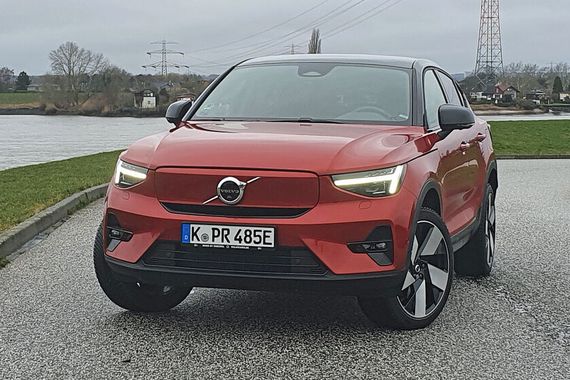 Volvo C40: Elektrisch und vegan zugleich (Bild: Mauritz/»kfz-betrieb«)