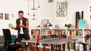 Dauphin hat die Drehstuhlserie „Trendoffice to-sync“ entwickelt: Ergonomisch perfekt ausgestattet und mit synchroner Gewichtsautomatik soll sie den Menschen und seine Gesundheit in den Mittelpunkt stellen.  (Dauphin)