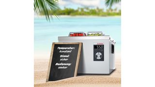 Wasserbäder, die den Arbeitsalltag erleichtern: Die Marke Pura wurde für genaue Temperierung und konstante Ergebnisse bei Routinearbeiten entwickelt. (©Coloures-Pic, ©Jag_cz - stock.adobe.com; Julabo; [M]Grimm)