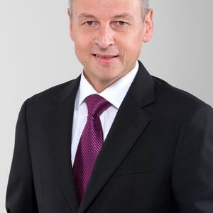 (Dassault Systèmes)